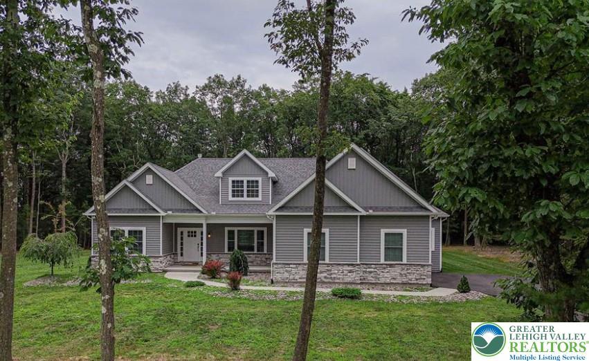 Image 4: Custom Ranch design