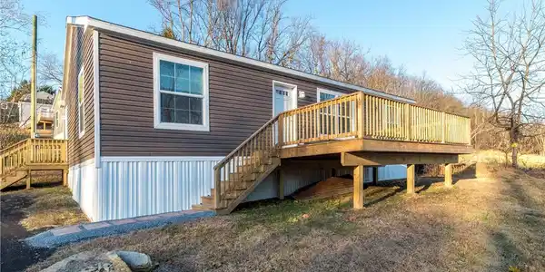 465 Royal Manor Road