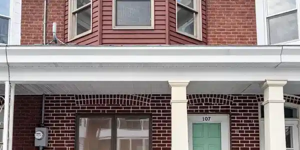 107 W ROWE Street