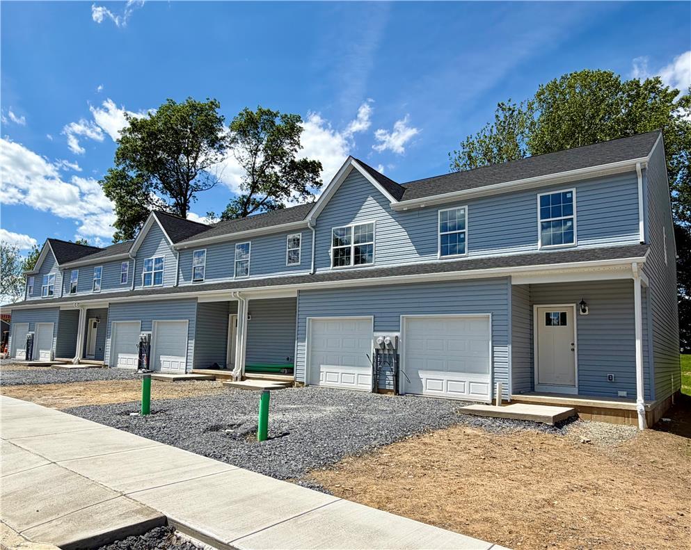 Image 2: These newly constructed townhomes offer individual