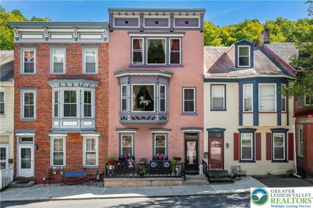 131 W Broadway