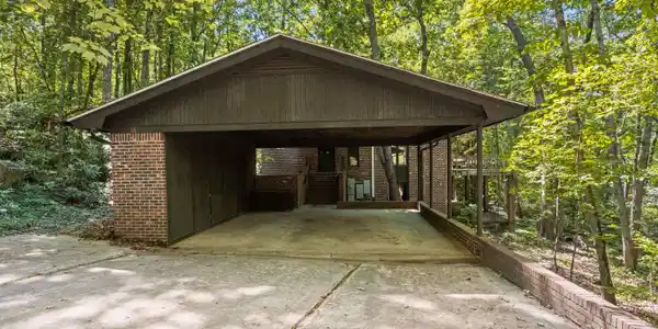 16 Oakleaf Road