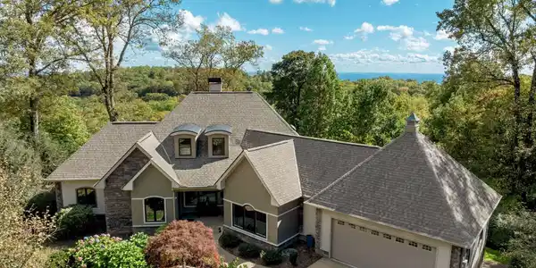 220 Yellowroot Lane