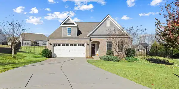 309 Delphine Court