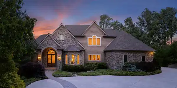 39 The Cliffs Parkway