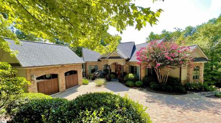 115 Blazing Star Trail