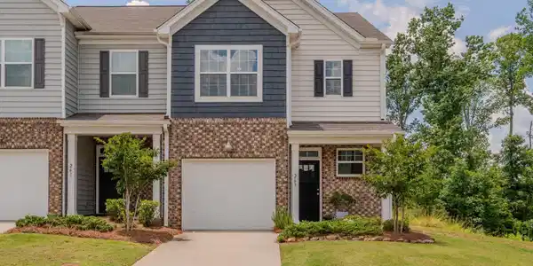 263 E Compass Way