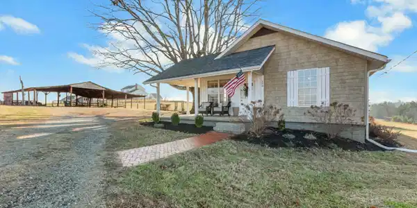 558 Barnett Road