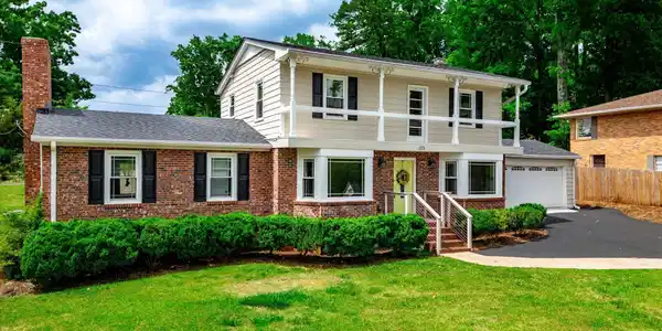 105 Club View Drive