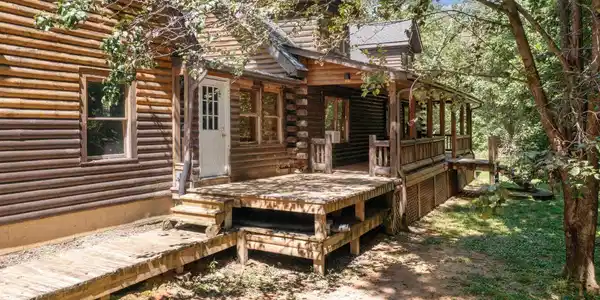 102 Rockcrest Road
