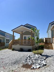 407 Presley Jackson Road