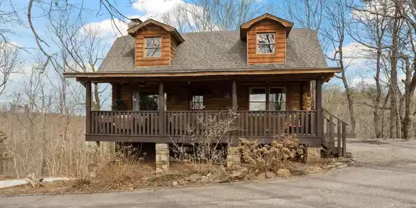 1246 Altamont Road
