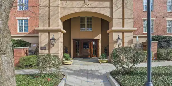 400 N Main Street