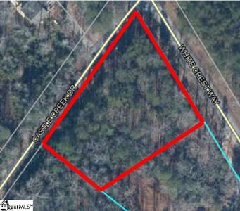 00 White Crest Way