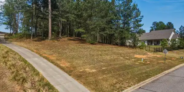 5 Club Cart Road