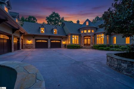 505 Woodlake Way