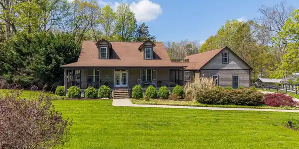 40 Harding Drive