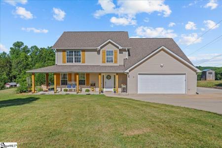 5 Lake Farm Court