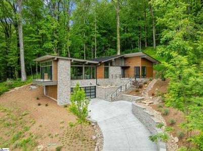 30 Windfaire Pass Court