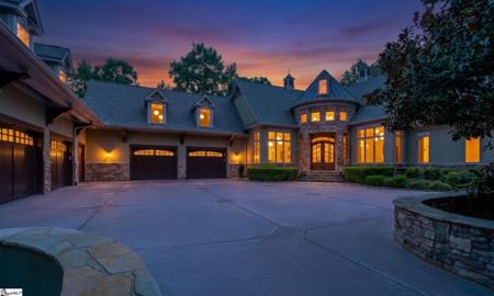 505 Woodlake Way