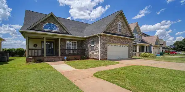 560 Serendipity Lane