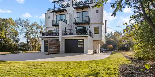 316 Birnie Street
