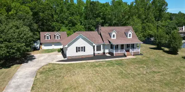 206 Mountain Crest Drive