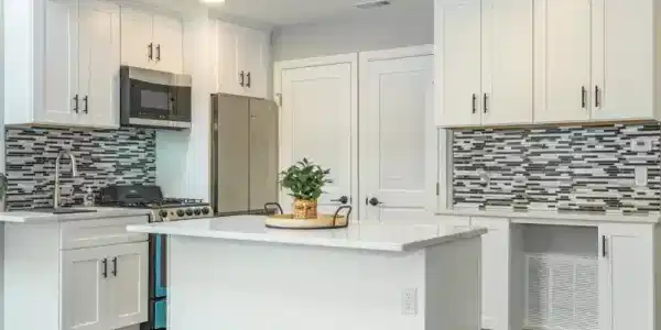 5 Gray Rock Dr