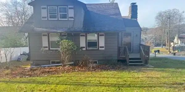 13 Log Cabin Ter