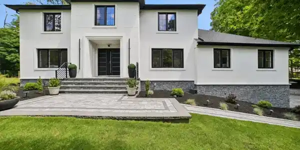 36 Ivy Pl