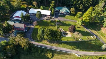 201 Lows Hollow Rd