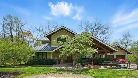 44 Mount Pleasant Rd