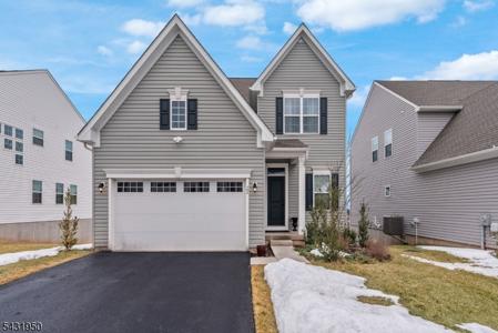 22 Oakwood Blvd