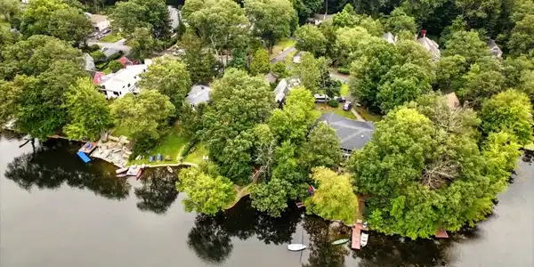 73 Cedar Lk