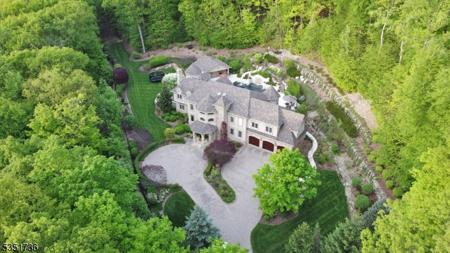22 Nottingham Ct