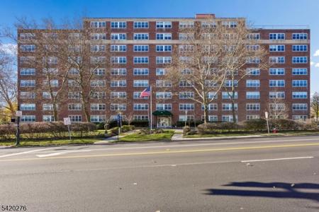 926 Bloomfield Ave 3L