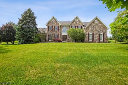 16 Surry Lane16