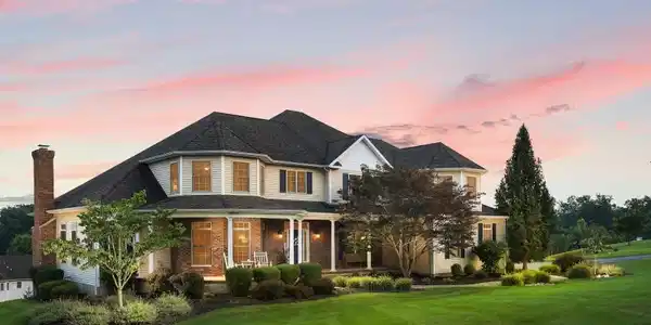 6 Windsor Way