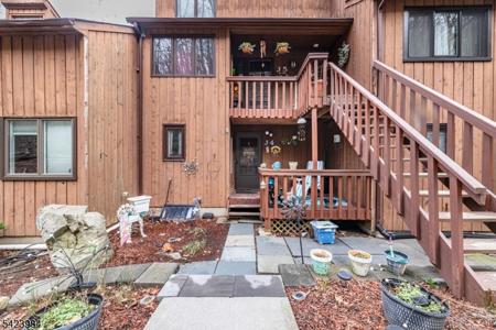 14 Village Way Unit 4