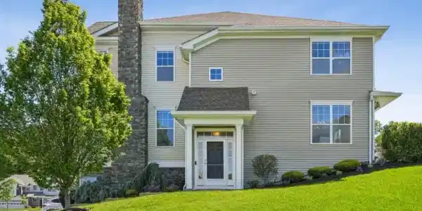 18 Blazingstar Way