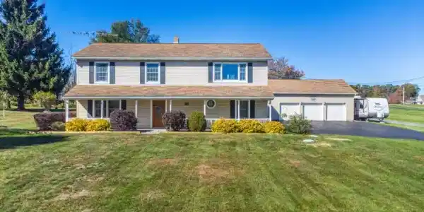 33 Quarry Rd