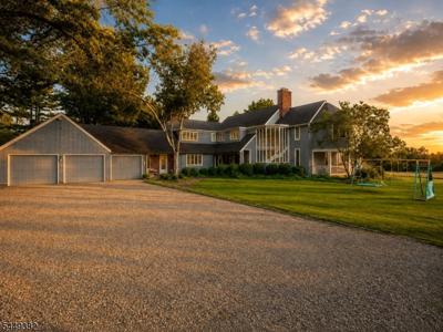 126 Rolling Hill Rd