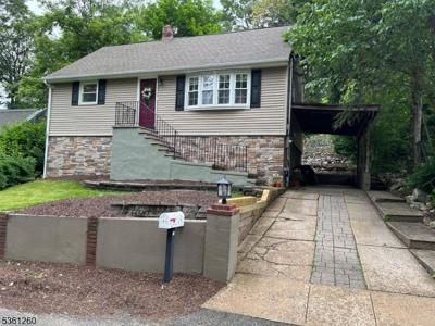 24 Oakwood Dr
