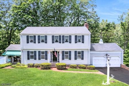 57 Thunderbird Dr