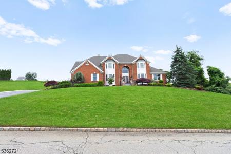 2 Skyview Dr
