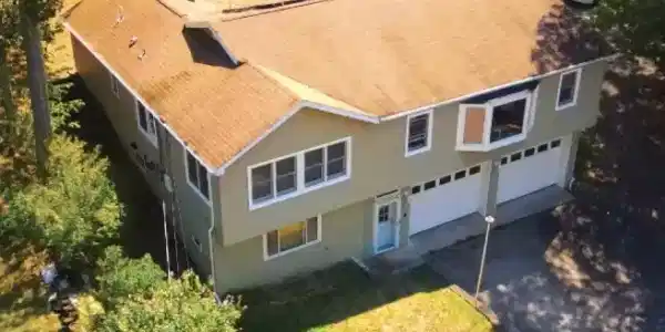 335 Elmira Trl
