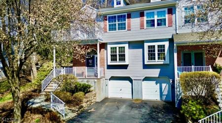 156 Brookside Ln