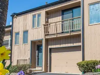 313 Stephanie Dr