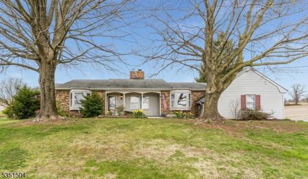 214 Mountain View Road West