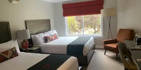 2 Chamonix Dr